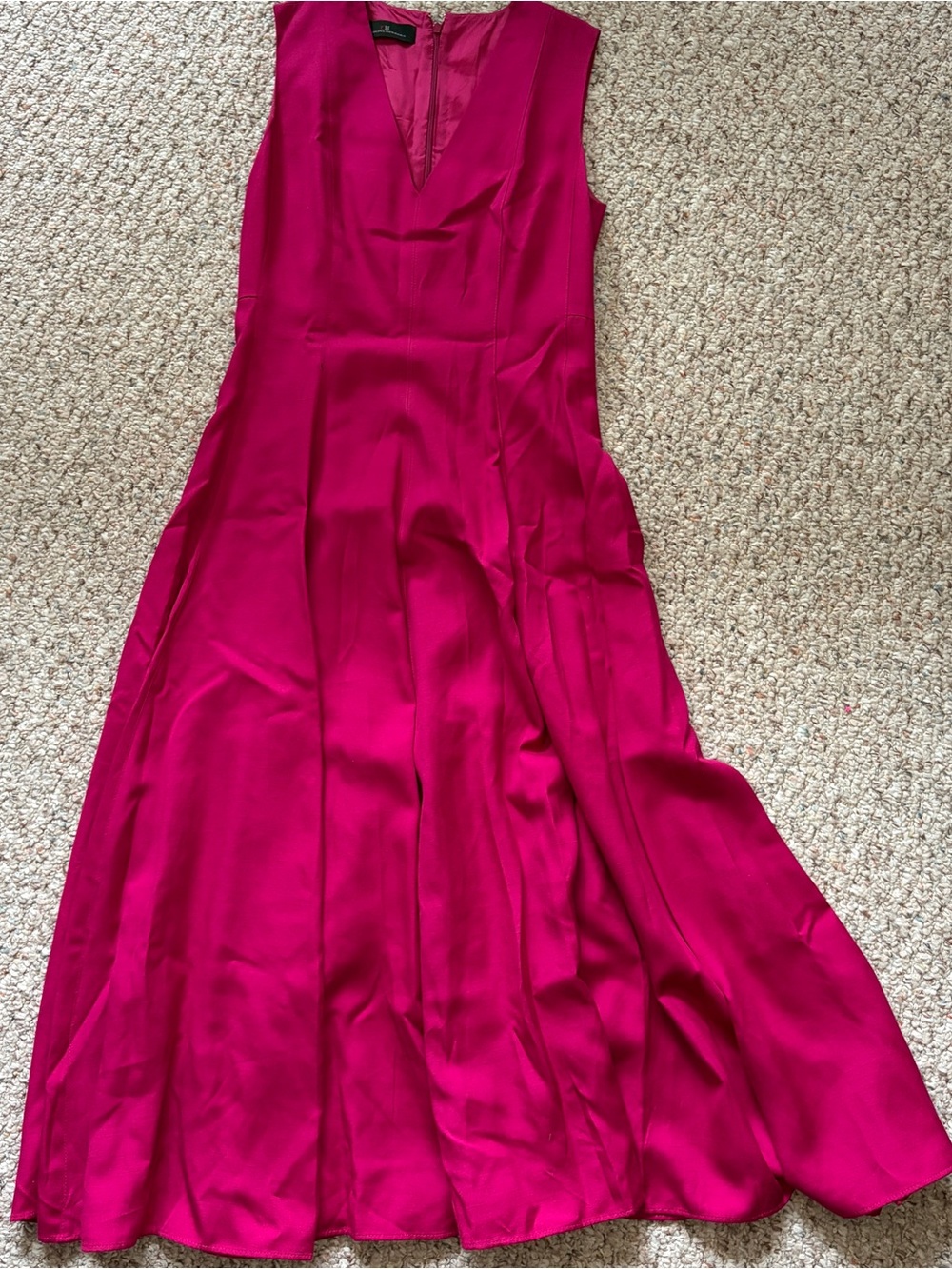 Carolina Herrera hot pink midi dress women’s size 2 designer lined full skirt